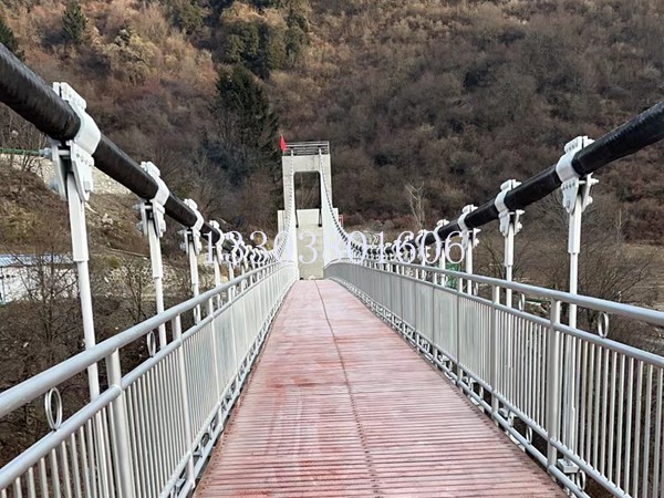 木質吊橋